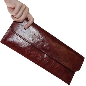 RED VINTAGE CROCODILE CLUTCH